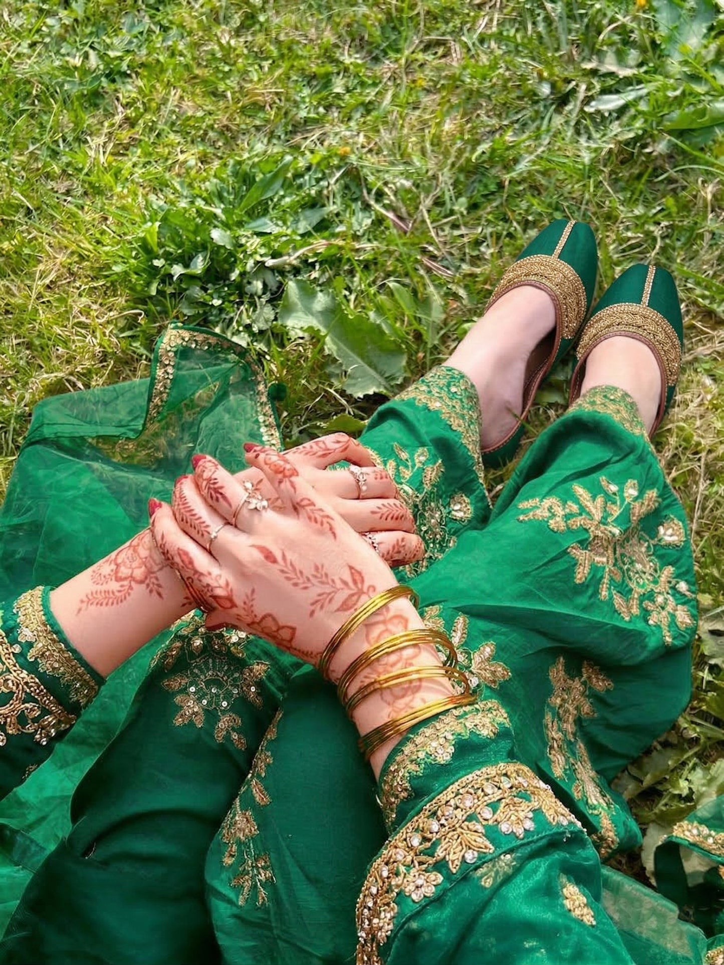ZOHY NASHEEN (deep green)