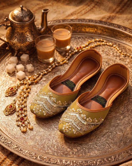 DILL-E-NASHEEN (olive green)